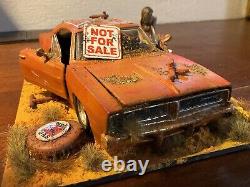 Dukes Of Hazzard 1/24 General Lee Daisy Duke Junkyard Custom Model