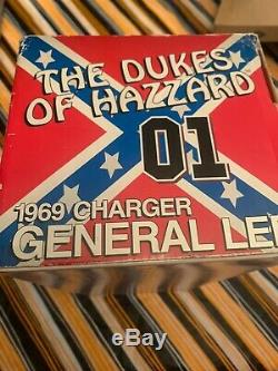 Dukes Of Hazzard 118 ERTL Diecast 1969 Charger General Lee Car