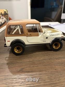 Dukes Of Hazzard Collection 15 Figures, cars, signed