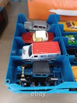 Dukes Of Hazzard ERTL 24 Car Carrying Case With Trays & 24 Vintage Cars! Read