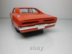 Dukes Of Hazzard General Lee 1969 Dodge Charger / 125 Scale / Read Description