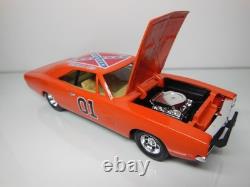 Dukes Of Hazzard General Lee 1969 Dodge Charger / 125 Scale / Read Description