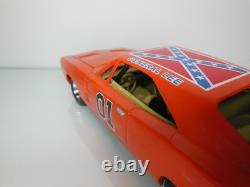 Dukes Of Hazzard General Lee 1969 Dodge Charger / 125 Scale / Read Description