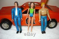 Dukes Of Hazzard General Lee Car 1980 With 3 3/4 Figures