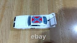 Dukes Of Hazzard General Lee Custom White Out'70 Plymouth Superbird, 164, new
