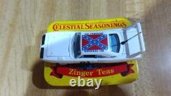 Dukes Of Hazzard General Lee Custom White Out'70 Plymouth Superbird, 164, new