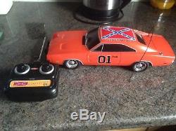 Dukes Of Hazzard General Lee Remote Control Car 1/18 Scale With Remote Control