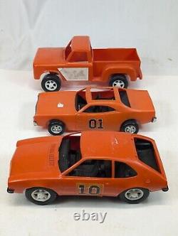 Dukes Of Hazzard Plastic Car General Lee 01 1980 Pinto 10 Gay Toys Rebel Truck