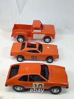 Dukes Of Hazzard Plastic Car General Lee 01 1980 Pinto 10 Gay Toys Rebel Truck