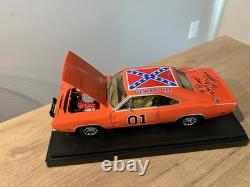 Dukes Of Hazzard Scale 118 General Lee Johnny Lightning? Autographed By Cooter