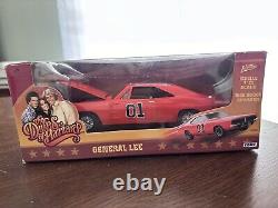 Dukes Of Hazzard Tomy 2012 125 Scale 1969 Dodge Charger Die Cast