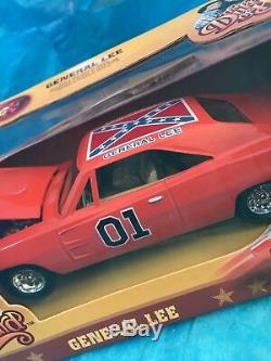 Dukes of Hazard 1969 Dodge Charger 125 Model Car General Lee Charger
