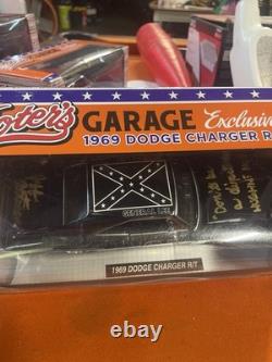 Dukes of Hazard Cooters 125 Blackout Series Jeff Altman Autograph