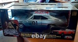 Dukes of Hazard General Lee Chrome 1969 charger joy ride 1/18 new in bix