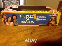 Dukes of Hazard playset with the General Lee Car by HG toys