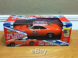 Dukes of Hazzard 1/18 Limited Edition BARRIS KUSTOM General Lee withAUTOGRAPHS LOT