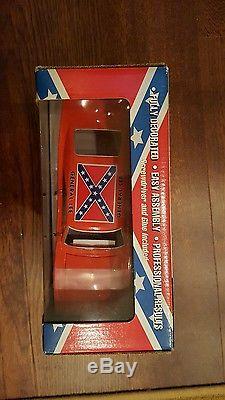 Dukes of Hazzard 124 Scale Die Cast Model Kit 1969 Charger General Lee