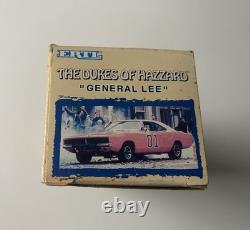 Dukes of Hazzard 125 Die-Cast General Lee Signed John Bo Schneider In Box