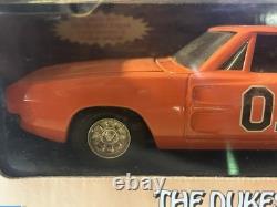 Dukes of Hazzard 125 Die-Cast General Lee Signed John Bo Schneider In Box