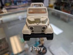 Dukes of Hazzard Daisy Jeep 1/25 With Box and Bubble Vintage Ertl 1981