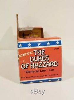 Dukes of Hazzard Ertl General Lee 1981 1/25 Scale Great Shape! NIB