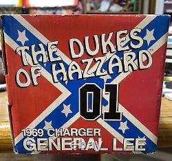 Dukes of Hazzard GENERAL LEE 1969 DODGE CHARGER, New (32485) ERTL 1/18