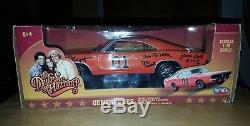 Dukes of Hazzard General Lee 1/18 Signed By 9 Cast Members! Price Reduced