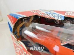 Dukes of Hazzard General Lee 1969 Dodge Charger 1/8 Scale Diecast car Ertl 2001
