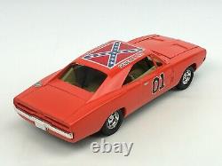 Dukes of Hazzard General Lee 1969 Dodge Charger 125 Scale Car with Box