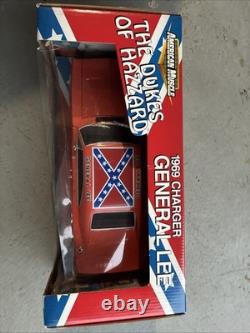 Dukes of Hazzard General Lee 1969 Dodge Charger Diecast Ertl 118 Scale 32485