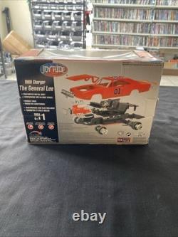 Dukes of Hazzard General Lee American Muscle 124 Scale Ertl Model Kit SIGNED