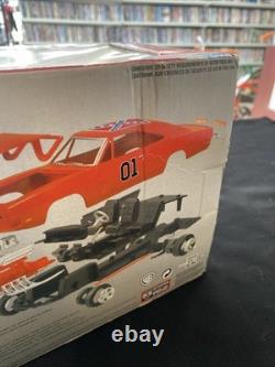 Dukes of Hazzard General Lee American Muscle 124 Scale Ertl Model Kit SIGNED
