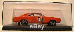 Dukes of Hazzard General Lee AutoWorld Model No AW1151 Scale 143 Resin