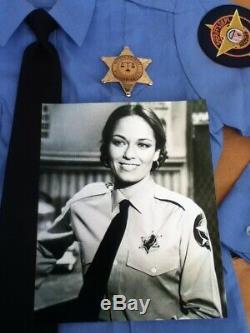 Dukes of Hazzard General Lee Deputy Daisy Uniform Shirt withBadge + Figure & Pic