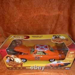 Dukes of Hazzard General Lee Diecast Metal Body Detailed Engine And Interior Ltd