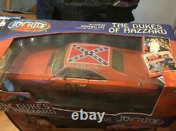 Dukes of Hazzard General Lee Diecast Vehicle Dirty Fender- 118 scale 32485