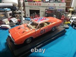 Dukes of Hazzard General Lee JONNY LIGHTING 118 Die-Cast Hazard AUTOGRAPH