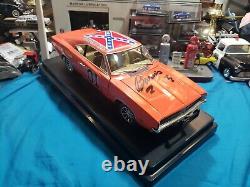 Dukes of Hazzard General Lee JONNY LIGHTING 118 Die-Cast Hazard AUTOGRAPH