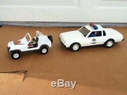 Dukes of Hazzard General Lee MEGO Daisy Cletus Figures + Jeep Police Car LOT SET
