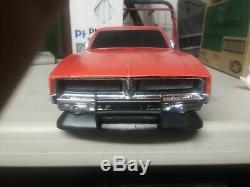 Dukes of Hazzard General Lee R/C 1969 Dodge Charger 1/10