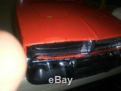 Dukes of Hazzard General Lee R/C 1969 Dodge Charger 1/10