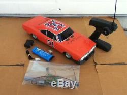 Dukes of Hazzard General Lee Remote Control RC 1/10 withDaisy Autograph TESTED