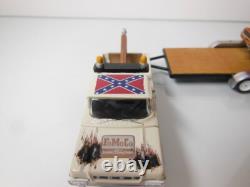 Dukes of Hazzard / Johnny Lightning 1969 Charger / 1959 Tow Truck / Hauler 1/64