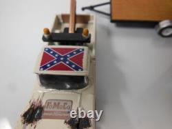 Dukes of Hazzard / Johnny Lightning 1969 Charger / 1959 Tow Truck / Hauler 1/64