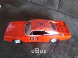 Dukes of Hazzard RT'GENERAL LEE Signed 1/25 Rare