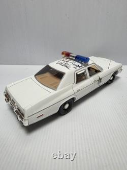 Dukes of Hazzard SIGNED By Rick Hurst Cleetus Dodge Monaco Police Car 118