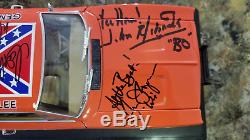 Dukes of Hazzard TV General Lee 118 Die Cast'69 Charger Autographed by Cast