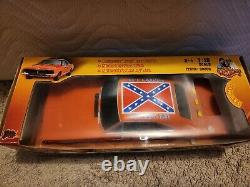 Dukes of hazard car 1/18