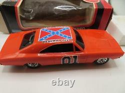 Dukes of hazard general lee car BUMP N GO # 305 pro cision RARE RARE not work