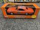 Ertl 1/25 General Lee The Dukes Of Hazzard Car 1969 Dodge Charger Diecast Car